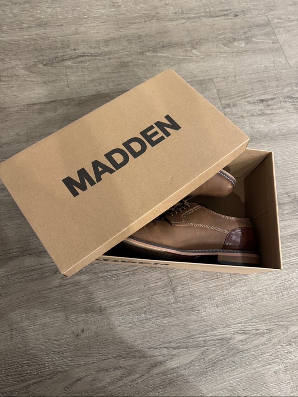 Madden | WORN ONCE | M-Anthro Oxford - Picture 7 of 8